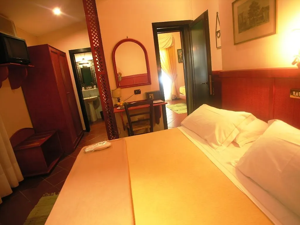Hotel Toledo Naples